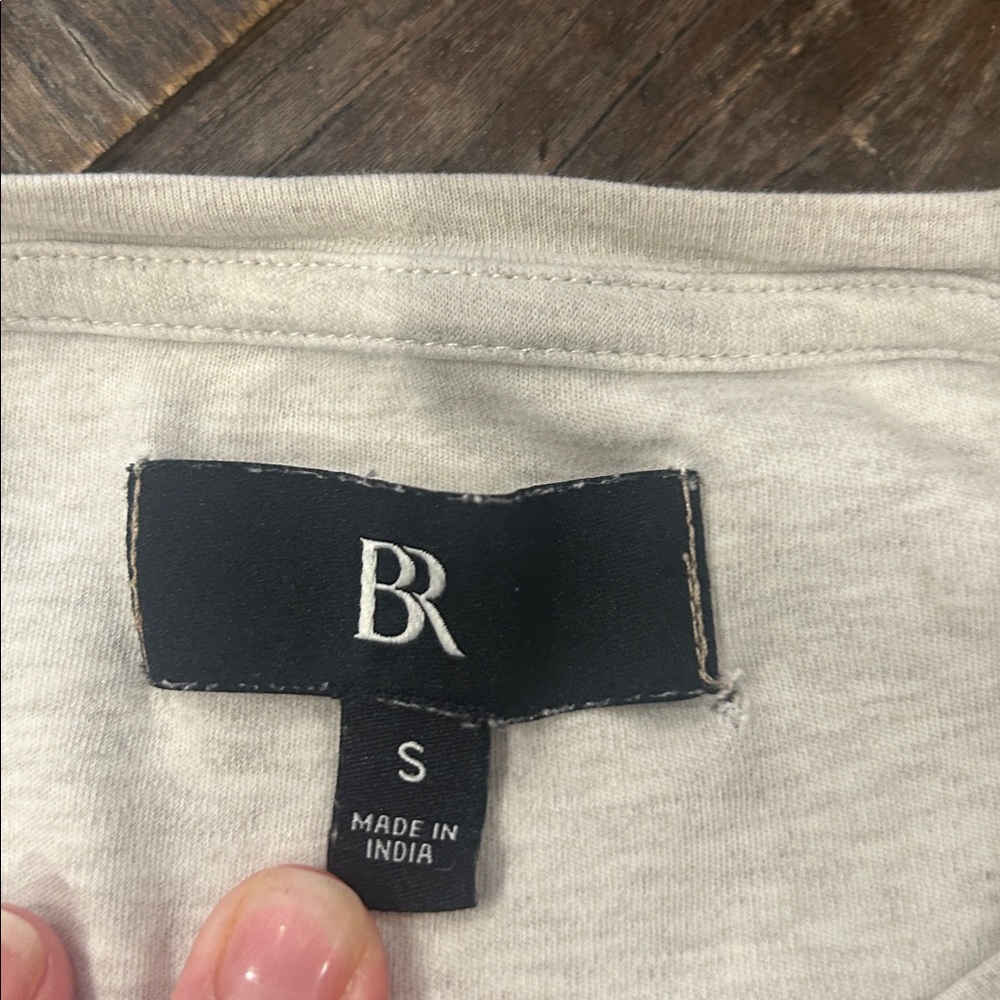 Banana Republic Short Sleeve Tee - Cream